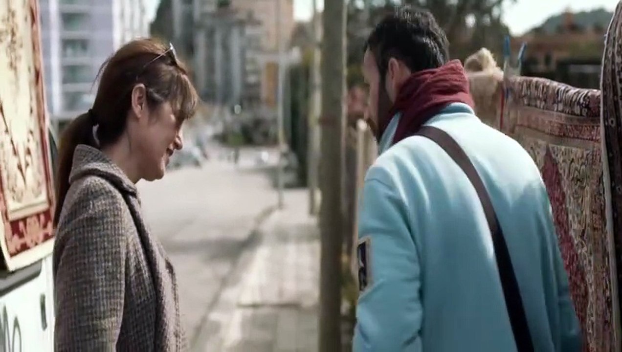 War Story (2014) - ENGLISH movie - A war photographer who recently endured a brutal detainment in Libya holes up in Sicily to come to terms with her ordeal.