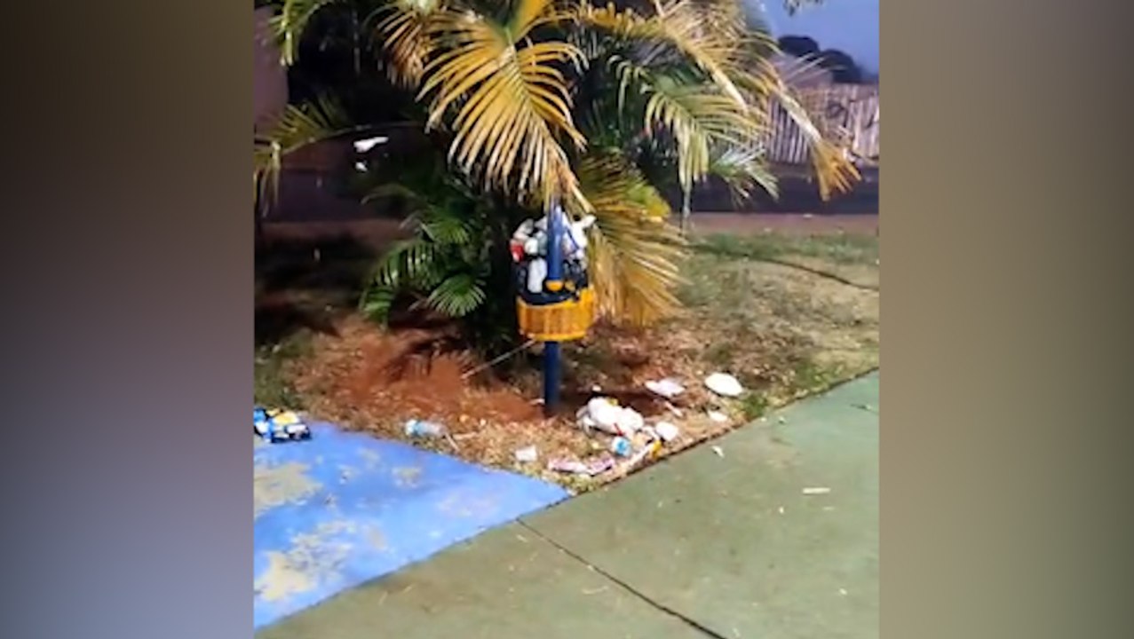 Parquinho no Rio da Paz enfrenta acúmulo de lixo e revolta moradores em Cascavel