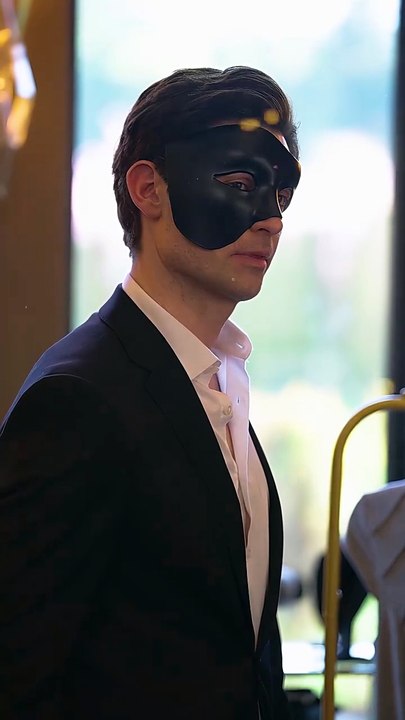 Widow To Queen - The Alpha's Resurrection