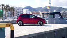 Renault Twingo E-Tech electric - Techno version in Absolute red Design Preview