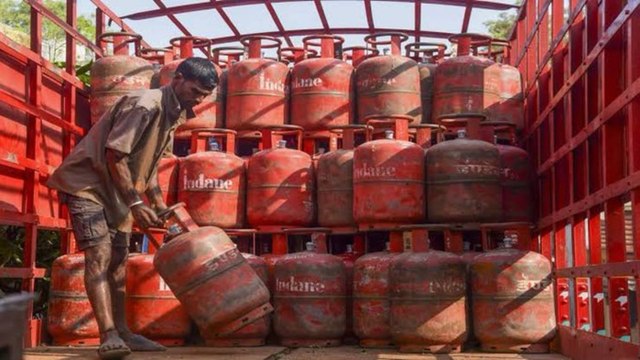 LPG Shortage Hits Tirunelveli Halwa Shops in Tamil Nadu Amid West Asia War | Ground Visuals