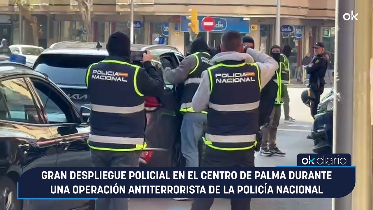 Gran despliegue policial en el centro de Palma durante una operación antiterrorista de la Policía Nacional