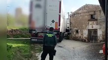 Un camionero atrapado en medio de Sánsoain por el GPS
