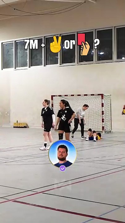 Carton rouge ou 2 minutes ? #handball