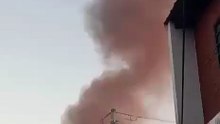 Video: el momento en el que una garrafa vuela por el aire durante la explosión de un depósito en Merlo