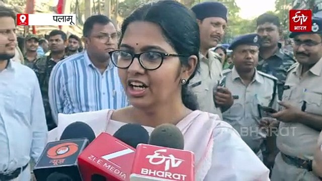 रामनवमी को लेकर पलामू में डीसी-एसपी में नेतृत्व में निकाला गया फ्लैग मार्च, इंटरेस्टेड बॉर्डर पर हाईलेवल मीटिंग