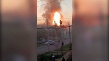 Incendio y explosiones en un depósito de garrafas en Merlo