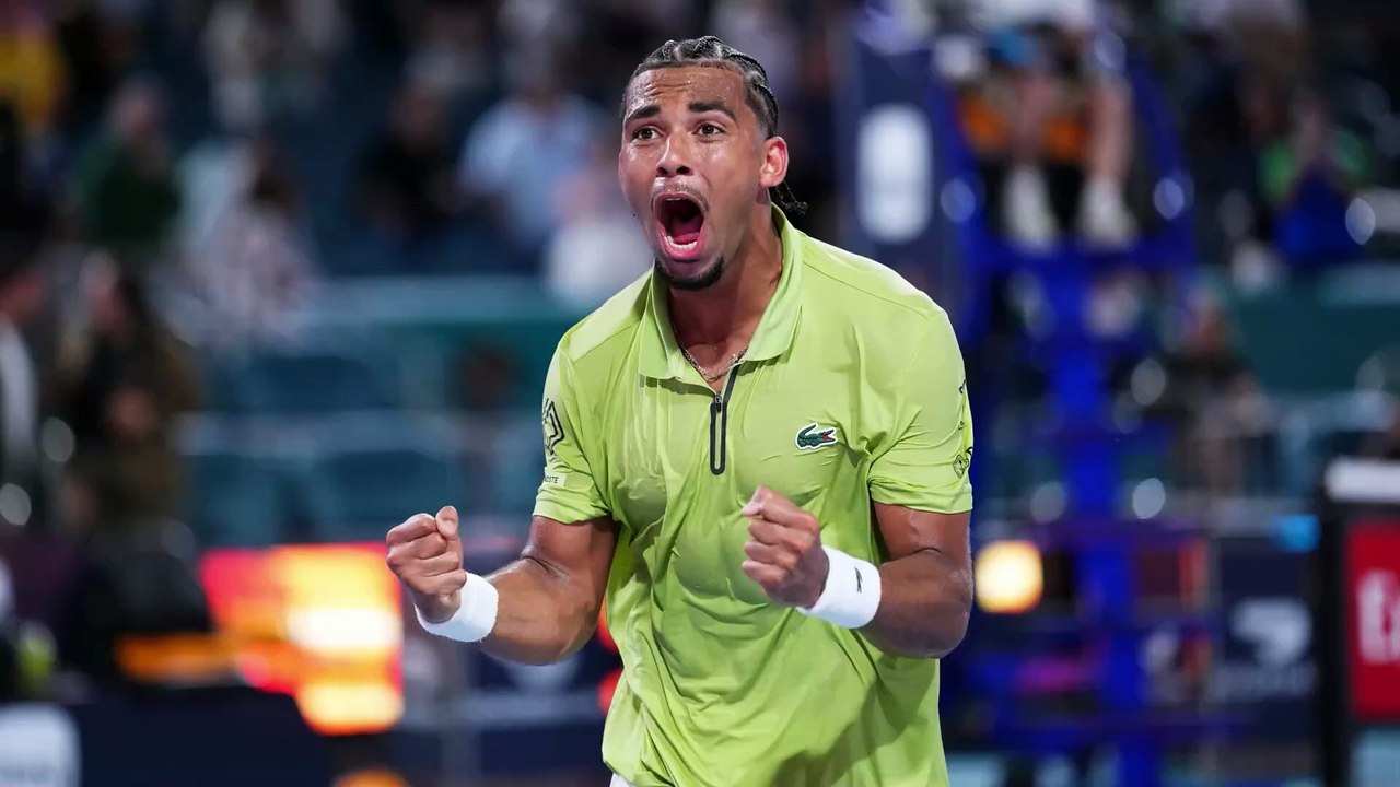 Arthur Fils sauve quatre balles de match face à Tommy Paul - Tennis - Miami