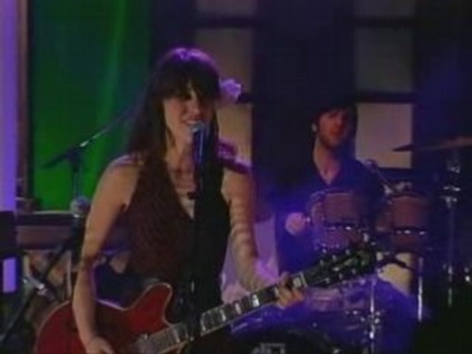 Feist Fighting away the tears Live