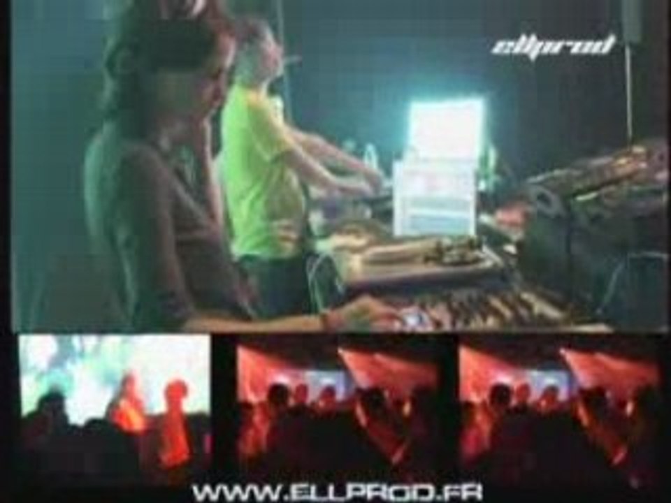 Chloe live name 2007