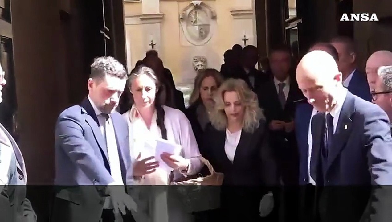 La famiglia nel bosco incontra La Russa al Senato: "Non abbiamo mai fatto del male ai nostri bambini"