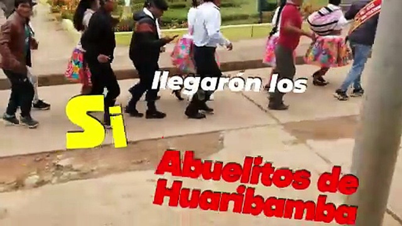 Abuelitos de Huaribamba en Tapo