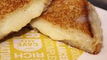 NYC cheese experts share their secret to the perfect grilled cheese sandwich