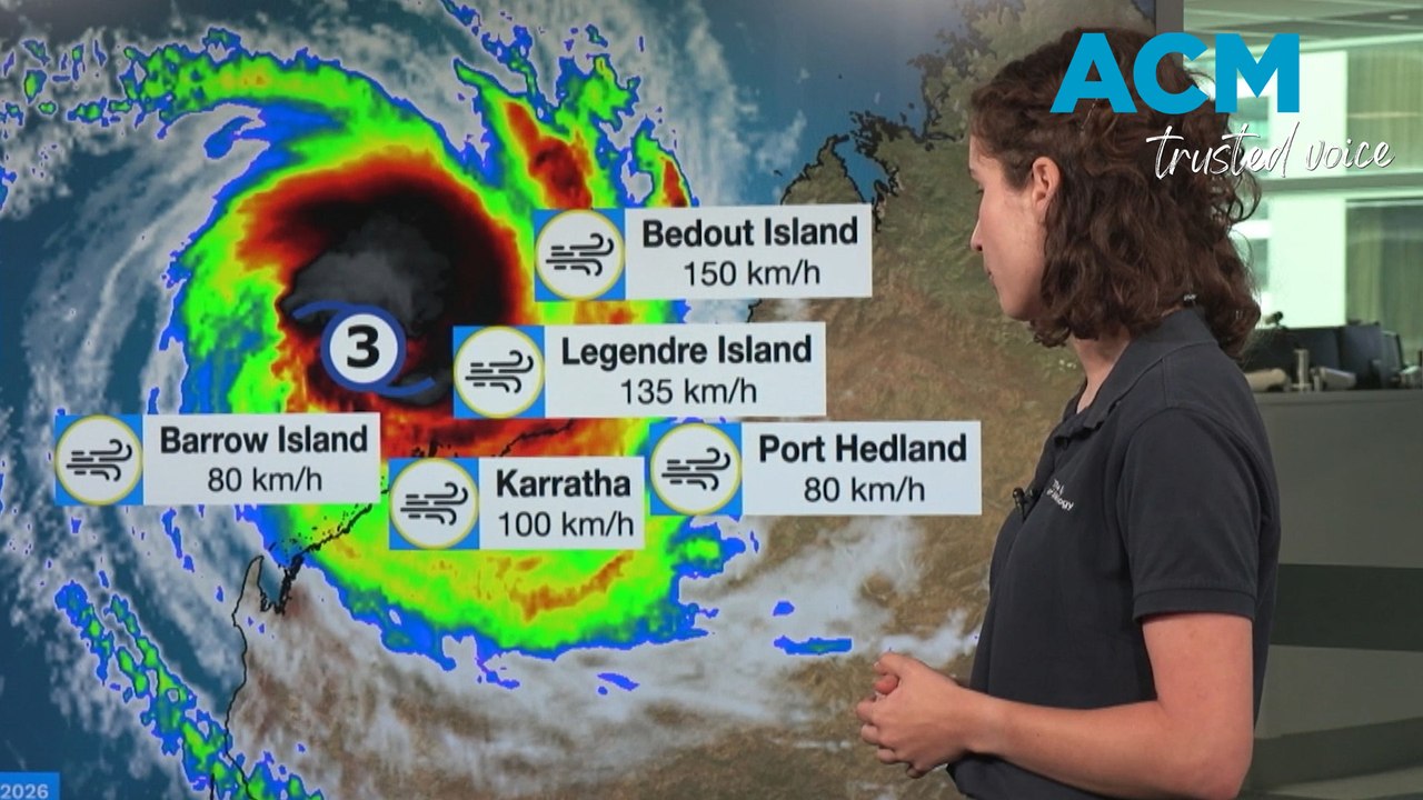 Severe Tropical Cyclone Narelle intensifying offshore Western Australia