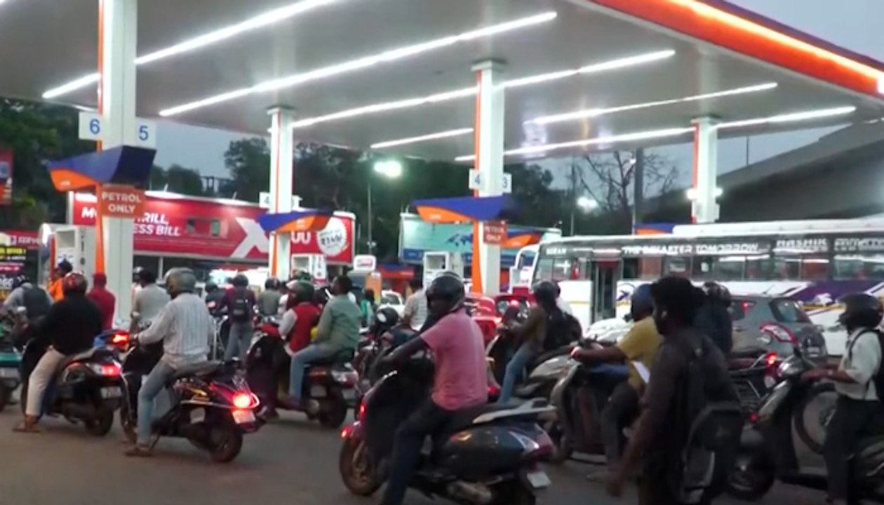 Panic Buying Hits Panaji Petrol Pumps Amid West Asia Conflict