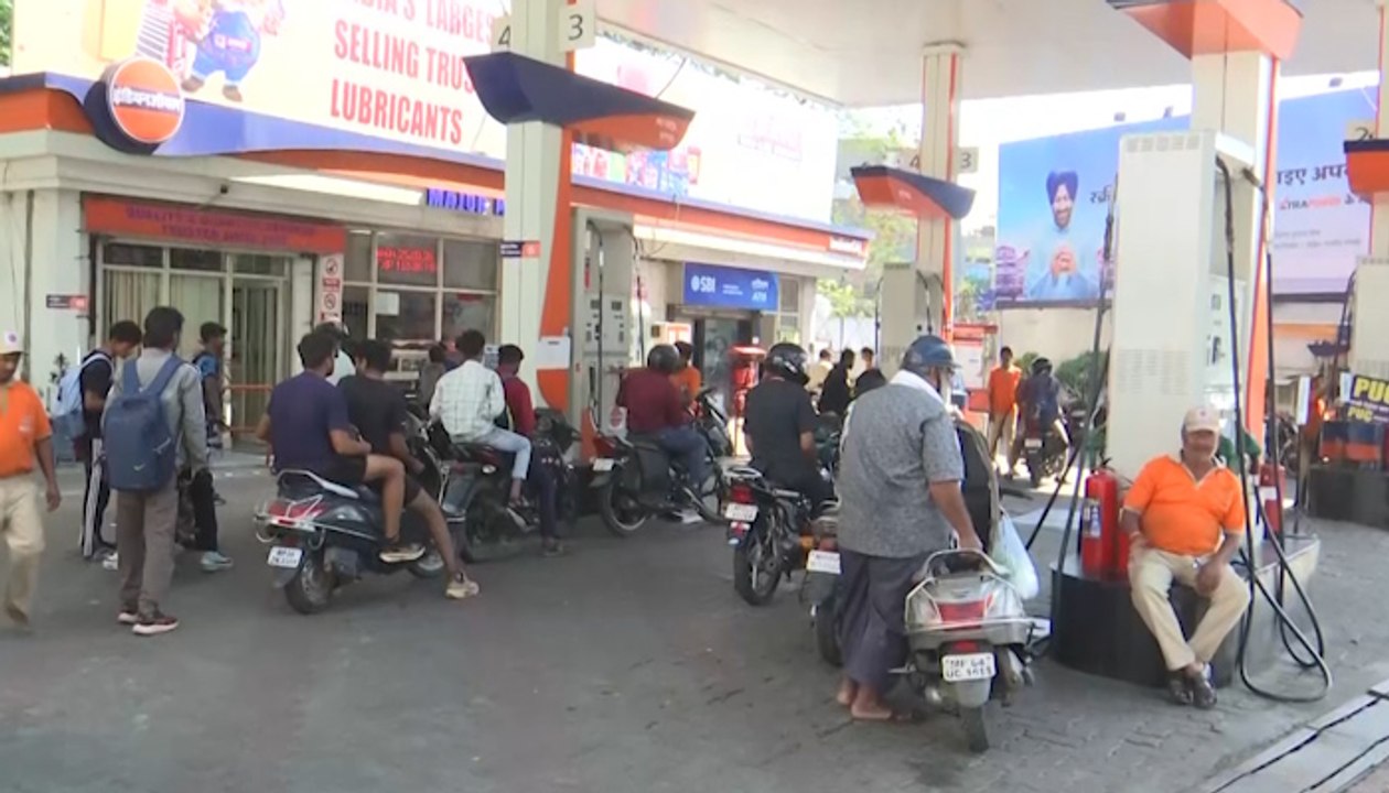 Bhopal Fuel Shortage Rumour Busted | Petrol & Diesel Supply Normal