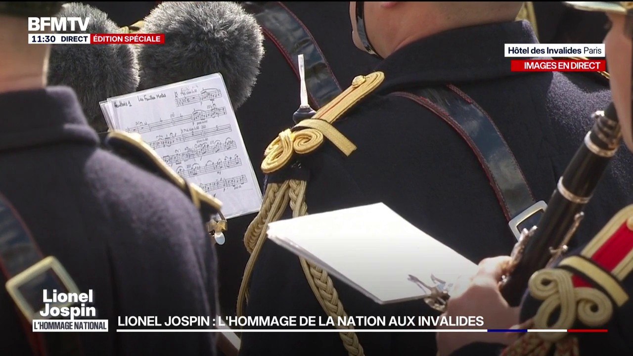 Hommage national à Lionel Jospin: "Les feuilles mortes" d'Yves Montand retentit dans la cour des Invalides