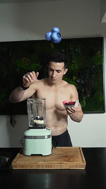 Muscle gaining high protein shake !! 💪 (smoothie)