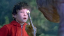 Ator de ‘E.T.’ desabafa sobre fama na infância: ‘Não estava pronto’