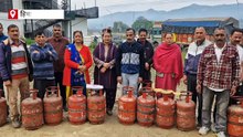 हिमाचल में LPG गैस संकट गहराया! घंटों लाइन में लगने के बाद भी नहीं मिल रहा सिलेंडर, लोगों का टूटा सब्र