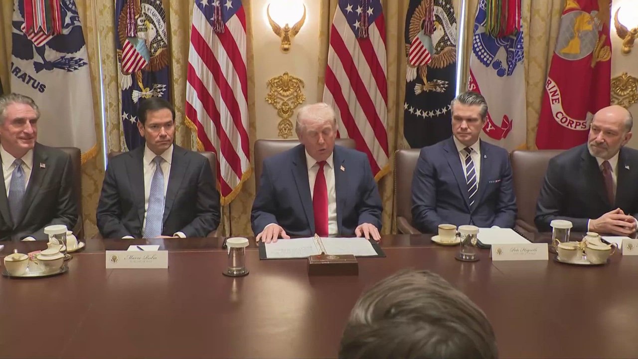 THE AWKWARD WELCOME: Trump Praises Mullin Then Casually Drops That He's Inheriting a Department Under Ongoing Lockdown