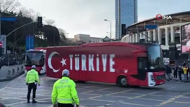 A Milli Futbol Takımı, Beşiktaş Park’a geldi | Ajansspor | IHA