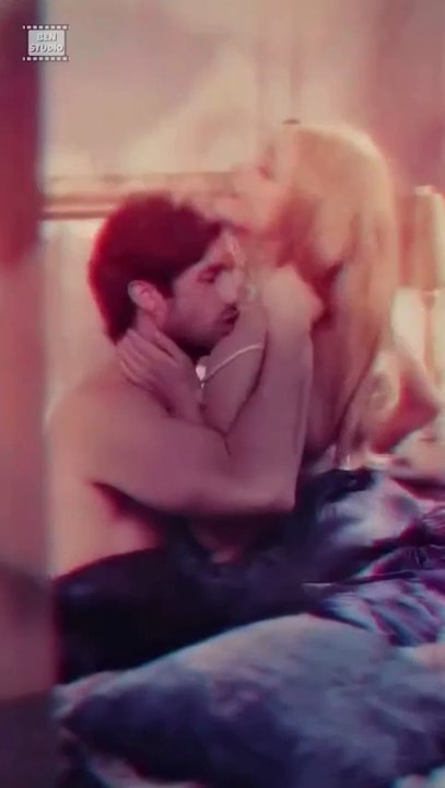 Emily in Her Glow-Up Era after Ex's Out