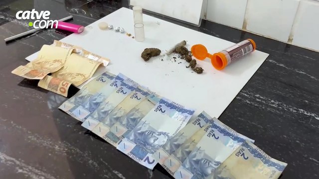 Homem é preso por tráfico de drogas no Bairro Santa Cruz, em Cascavel