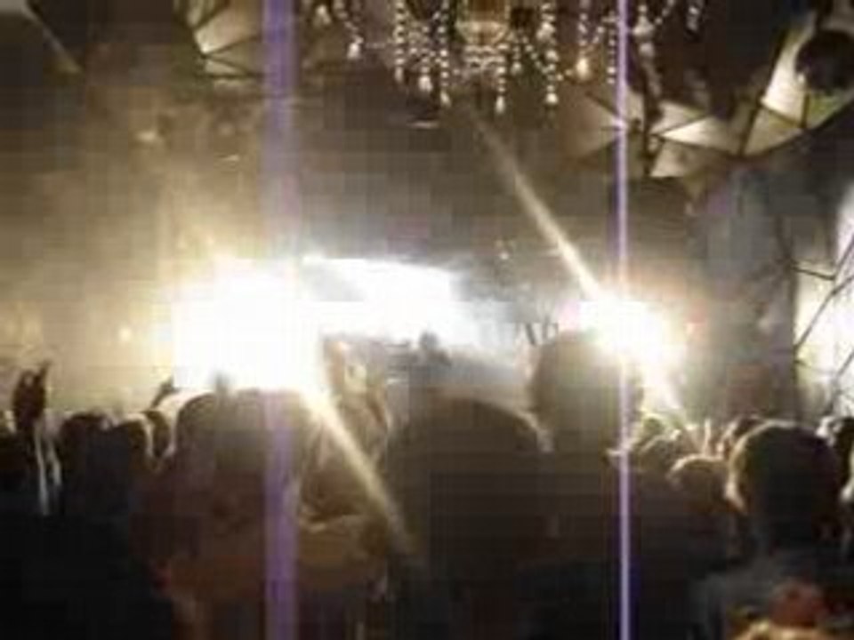 Super pouvoir d'achat (live) - La chanson du dimanche