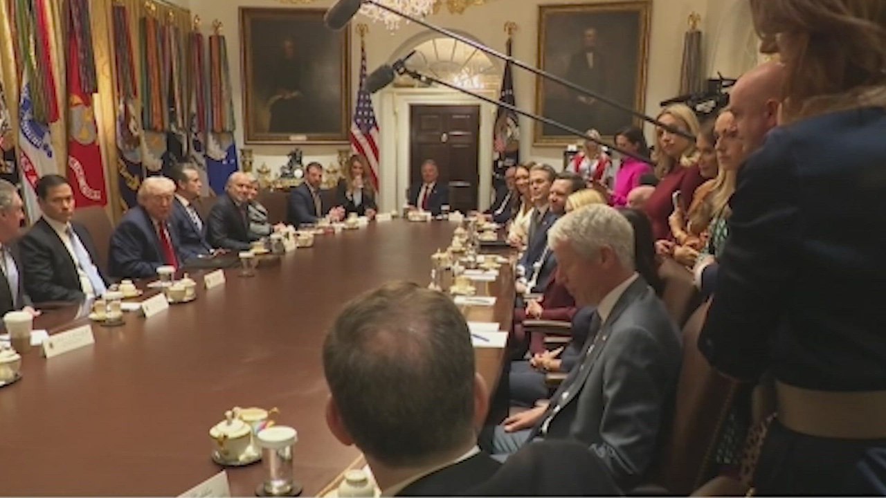 Marco Rubio's REACTION to Trump's Venezuela statue OBSESSION Is already a HISTORIC CABINET MOMENT