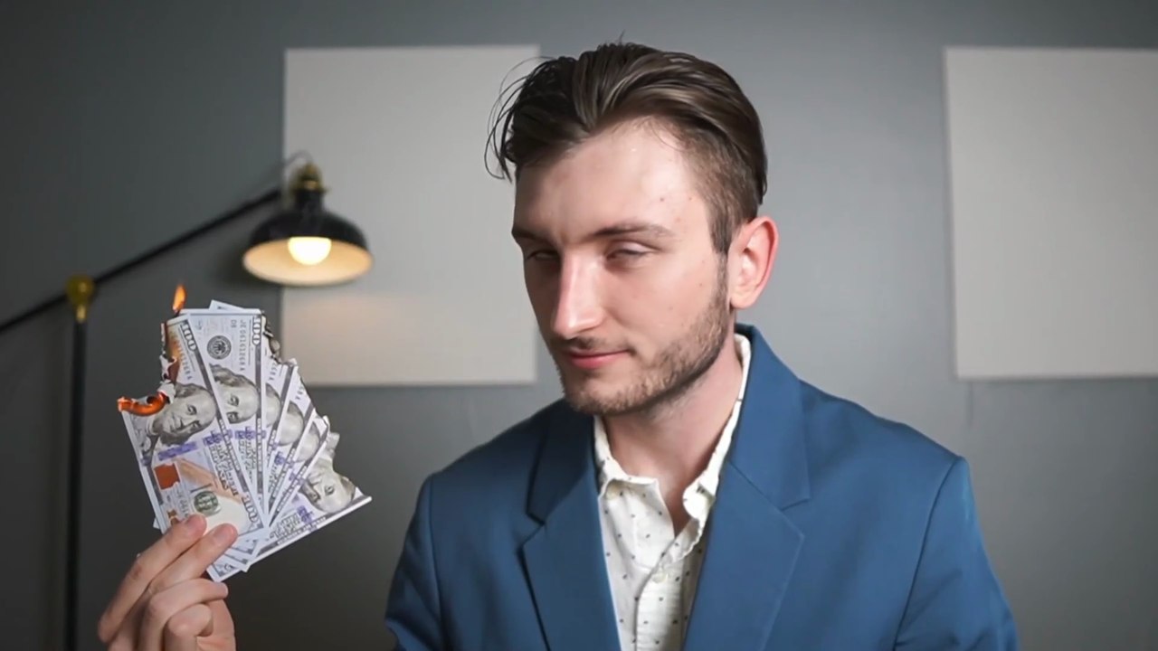 Pagar à vista vs Parcelar | Qual sai mais barato? Use a inteligência ao comprar sua Smart TV.