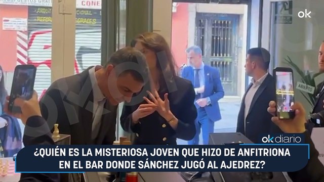 ¿Quién es la misteriosa joven que hizo de anfitriona en el bar donde Sánchez jugó al ajedrez?
