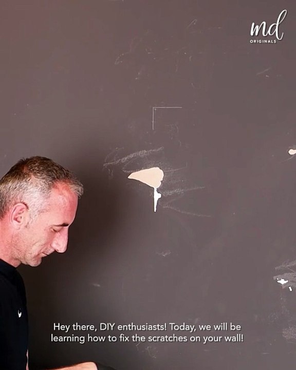 Fixing wall scratches like a pro!