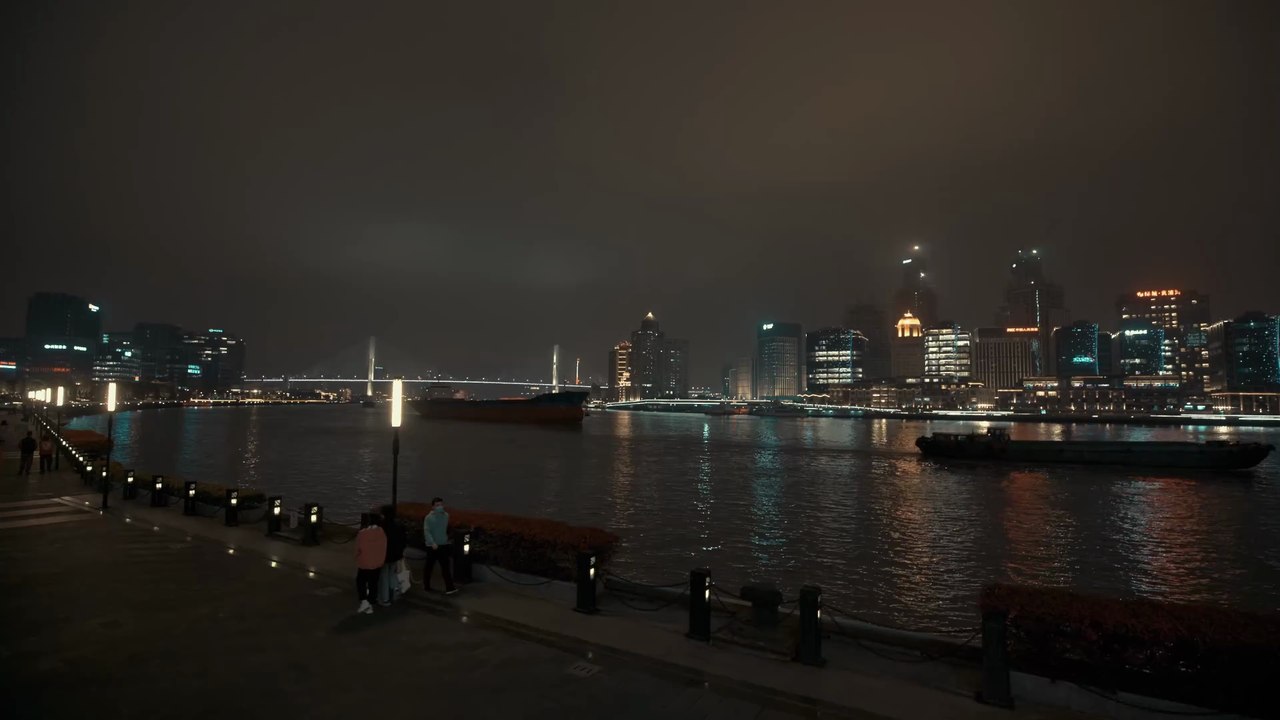 4K POV Night Stroll: Pudong Binjiang Avenue & Huangpu River Lights