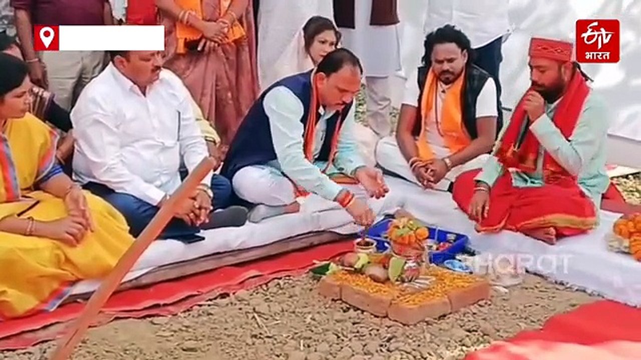 मनेंद्रगढ़ में नए जिला पंचायत भवन का भूमिपूजन, कोरिया कॉलरी में 5.51 करोड़ के विकास कार्यों का शुभारंभ