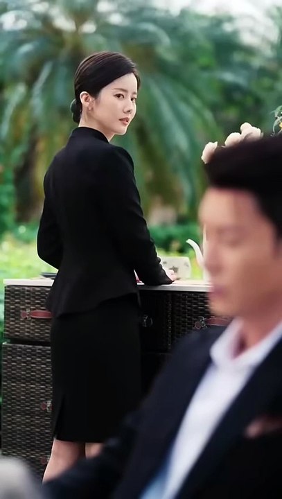 (87) End: Ji Dongting is a noble president admired by everyone in the Beijing circle, but he is vividly in love with a little-known service, and the outside world says that she is just a tool for him to vent his desires, but when she decisively turns arou