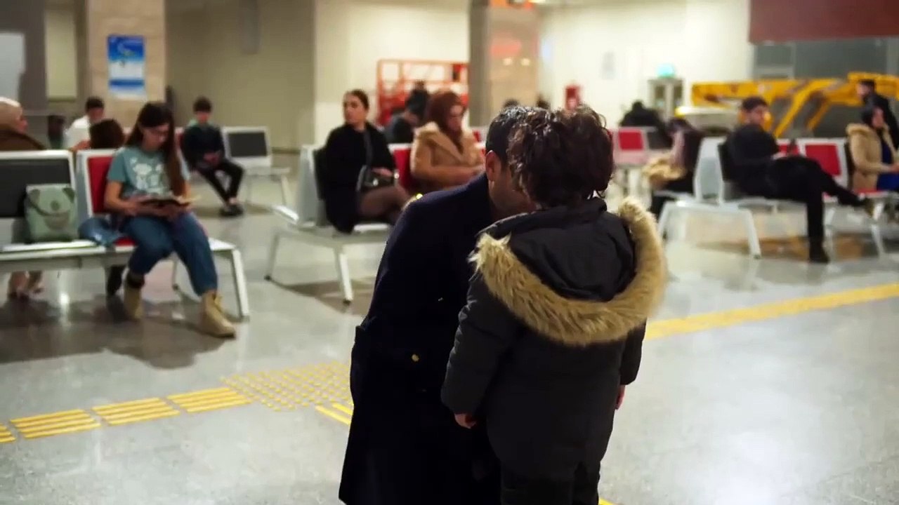 Uzak Sehir - Episode 13 Far City