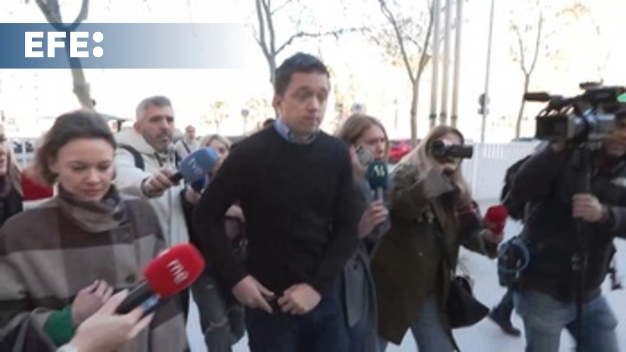 Errejón, en los juzgados por la querella contra Mouliaá