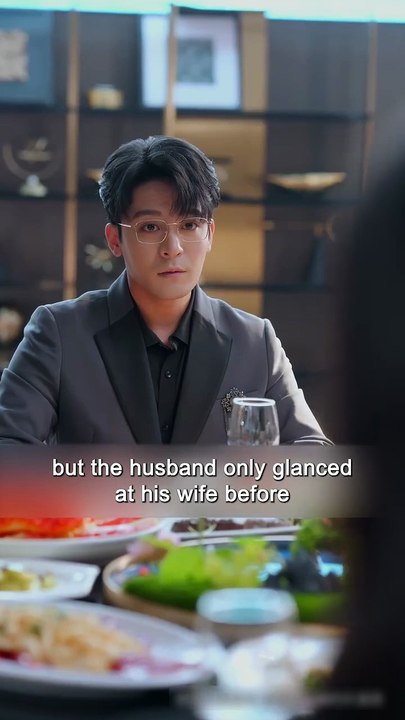 🍤 He Peeled Shrimp for a Young Intern in Front of His Wife… One Month Later, She Made Him Pay 😱💔