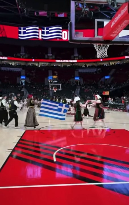 Χαμός στο NBA: Ελληνικό γλέντι με Αναστασία και...