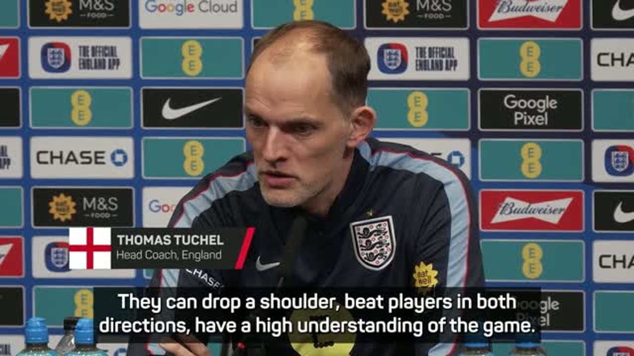 Palmer and Foden 'quite similar' as battle for England's no.10 continues