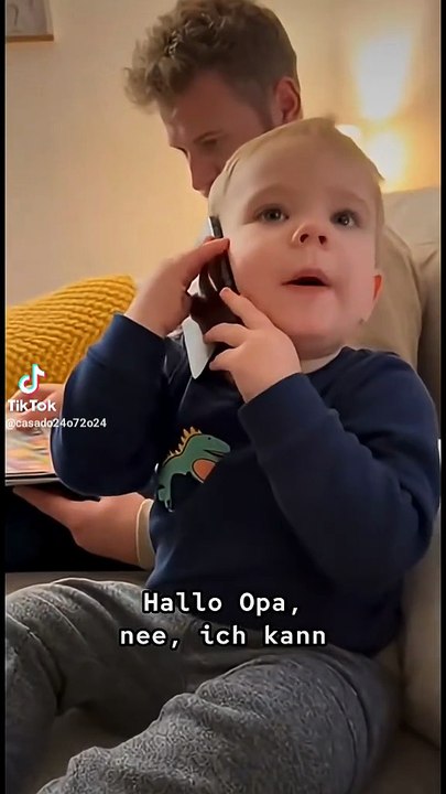 Er kann seinen Papa nicht ans Telefon holen