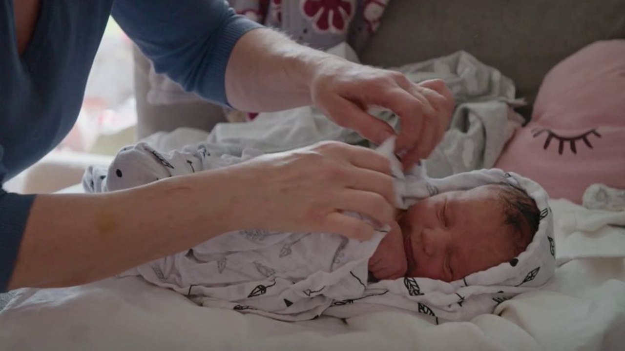 Wise Women - Fünf Hebammen, fünf Kulturen Trailer DF