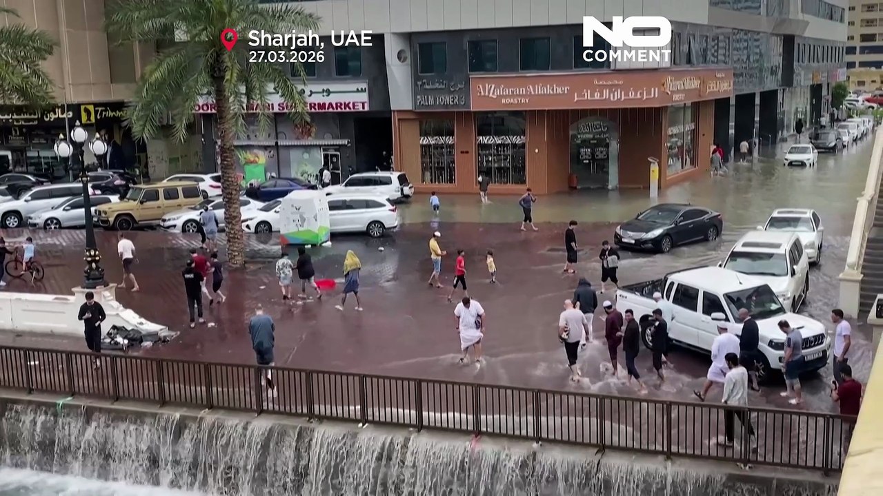 امارات: هرج‌ومرج سیل در شارجه؛ باران شدید عبور و مرور را فلج کرد