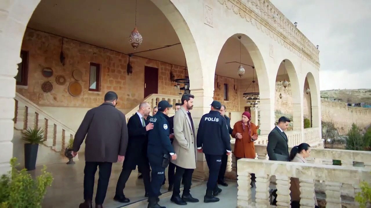 مسلسل المدينة البعيدة 2 الحلقة 266 مدبلجة