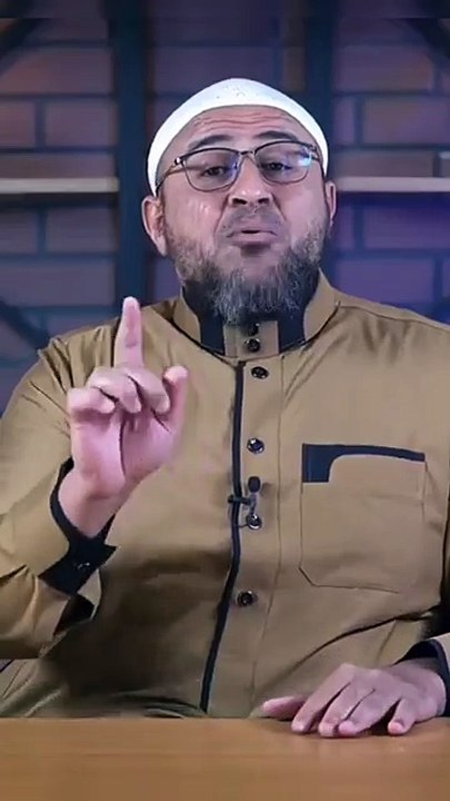 البابا شنودة يفحم البابا تواضروس😳😳😳