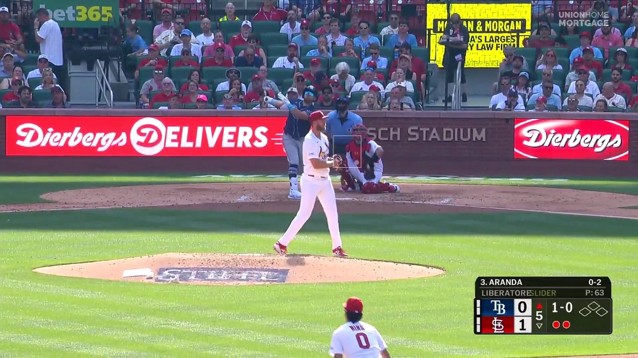 Jonathan Aranda se fue para la calle