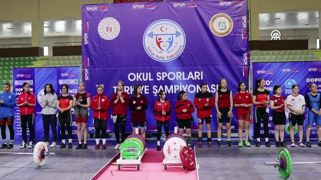 Ordu'da Genç Kızlar A-B Halter Türkiye Birinciliği müsabakaları başladı | Ajansspor | AA