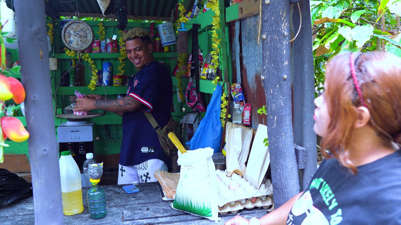 Comia y no le Daba su Madre  cortometraje   LOS SOCIOS SOY