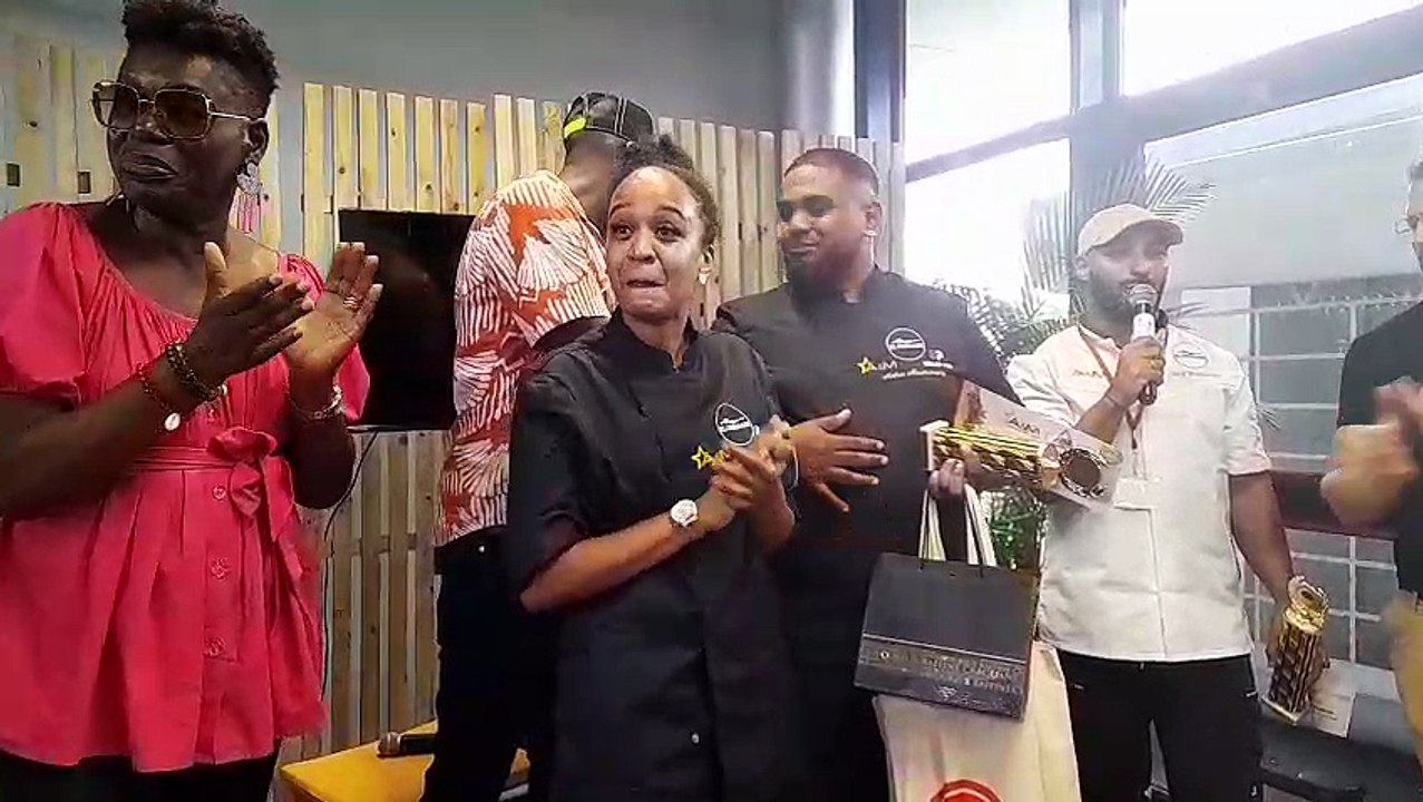 [GUADELOUPE] Salon de la restauration Gusto Pro : Synthia Mourouvin remporte le concours du meilleur burger